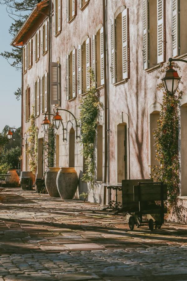Chateau Saint Roux Le Luc-Le Cannet Des Maures Luaran gambar